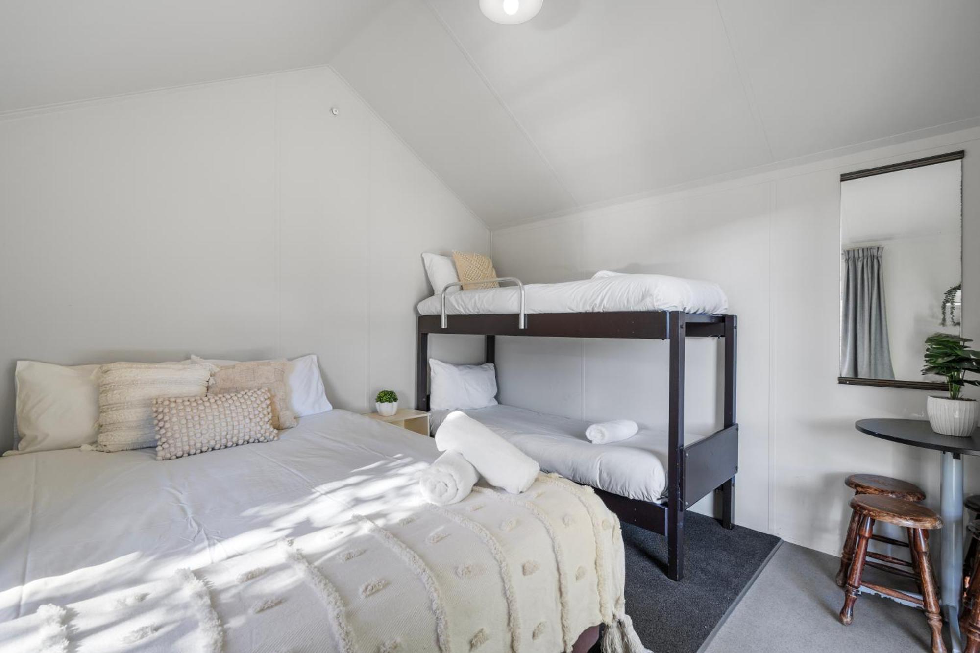 Tasman Holiday Parks Picton Ngoại thất bức ảnh A bunk bed