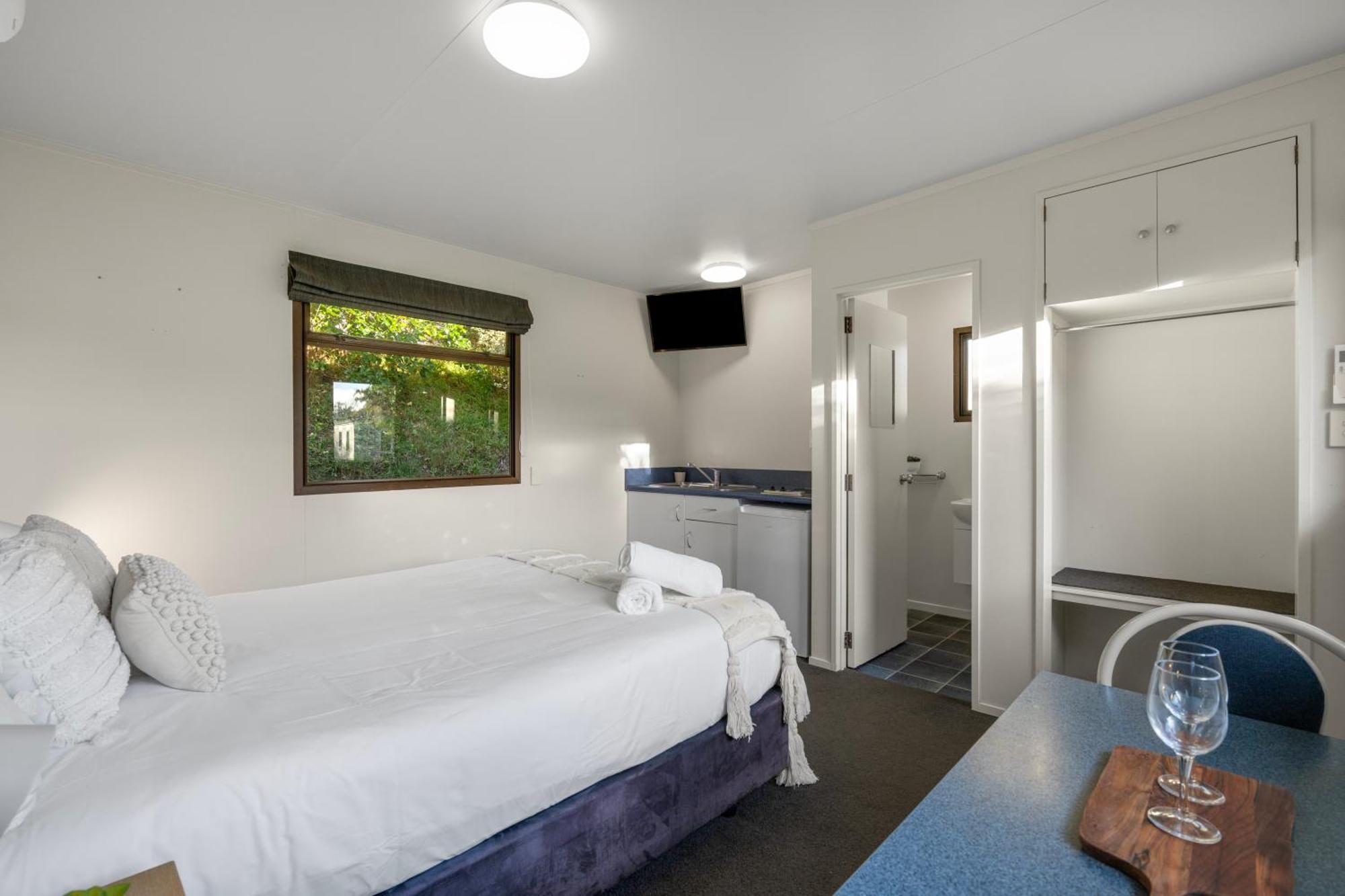 Tasman Holiday Parks Picton Ngoại thất bức ảnh A studio apartment